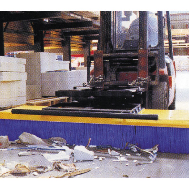 Balai pousseur de chantier