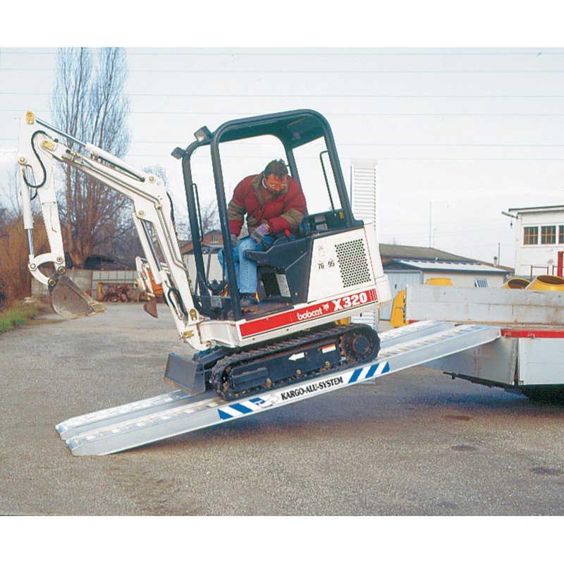 Rampe de chargement lourde avec rebords