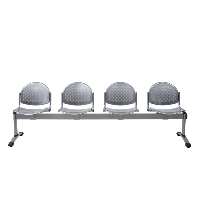 Chaise et chaise sur poutre