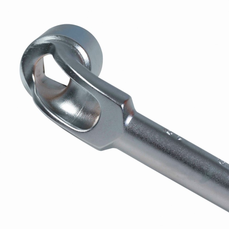 Clé à pipe débouchée
