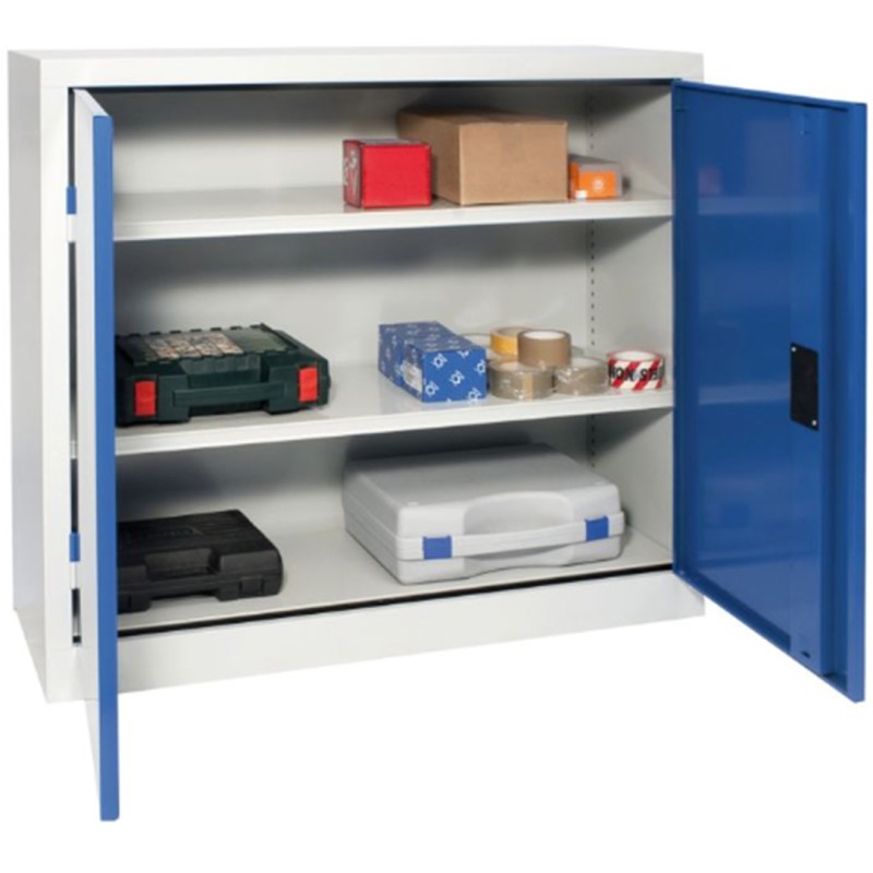 Armoire portes battantes